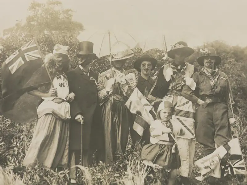 Before — Australia Day 1915, black and white